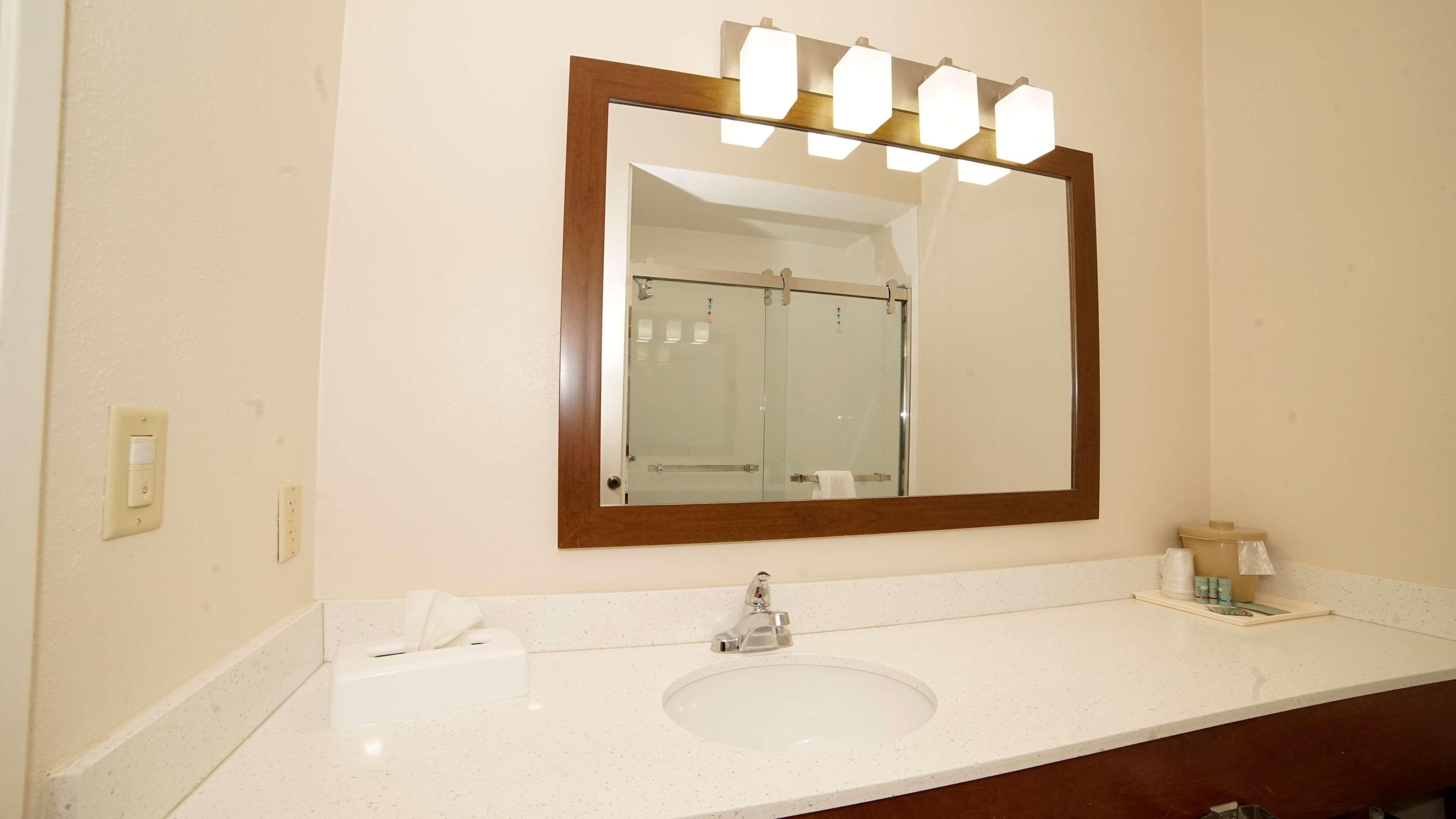 Hotel Western & Joliet